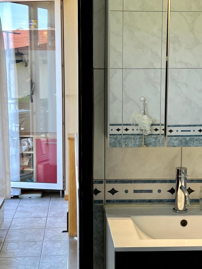 Holiday House Bistrik SJJ Esterno foto
