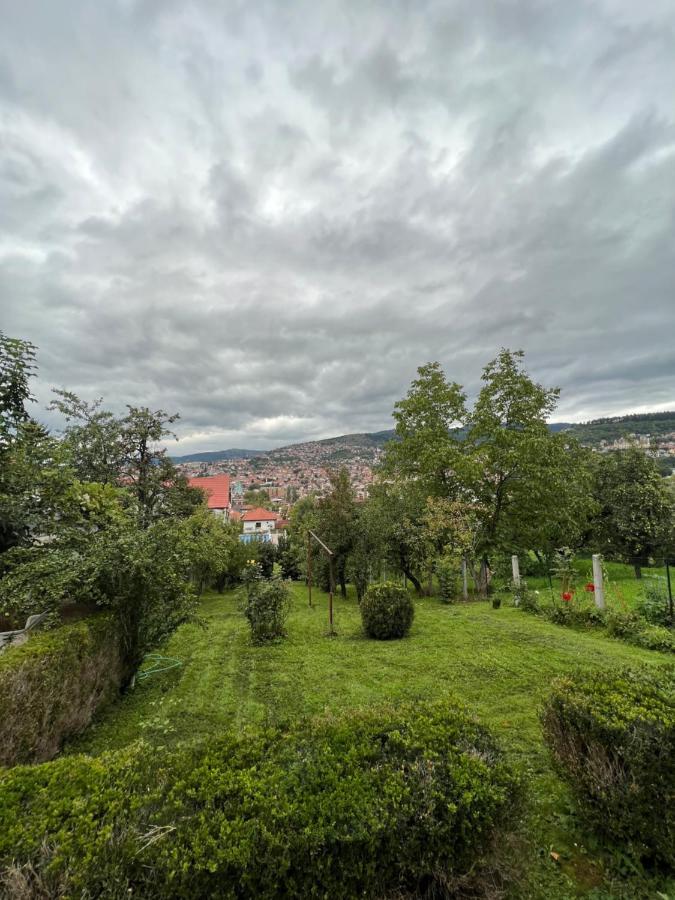 Holiday House Bistrik SJJ Esterno foto